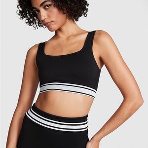 🤍 nwt | vs | Pink flip it seamless reversible sports bra